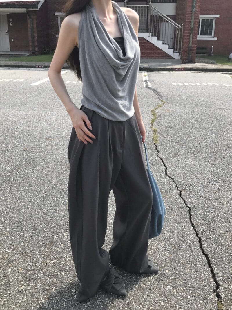 Cloudemotion 大V荡领上衣