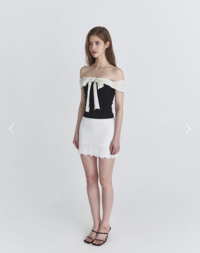 Not Your Rose OFF SHOULDER RIBBON TOP (BLACK)