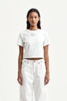 Matinkim LABEL POINT LETTERING CROP TOP IN WHITE