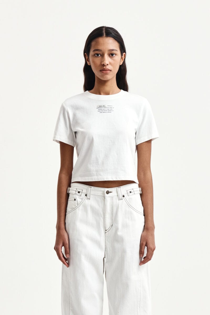 Matinkim LABEL POINT LETTERING CROP TOP IN WHITE