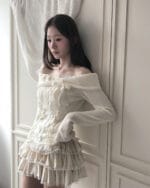 Cloudemotion Valentine eyelet two-piece set ( top + sk )