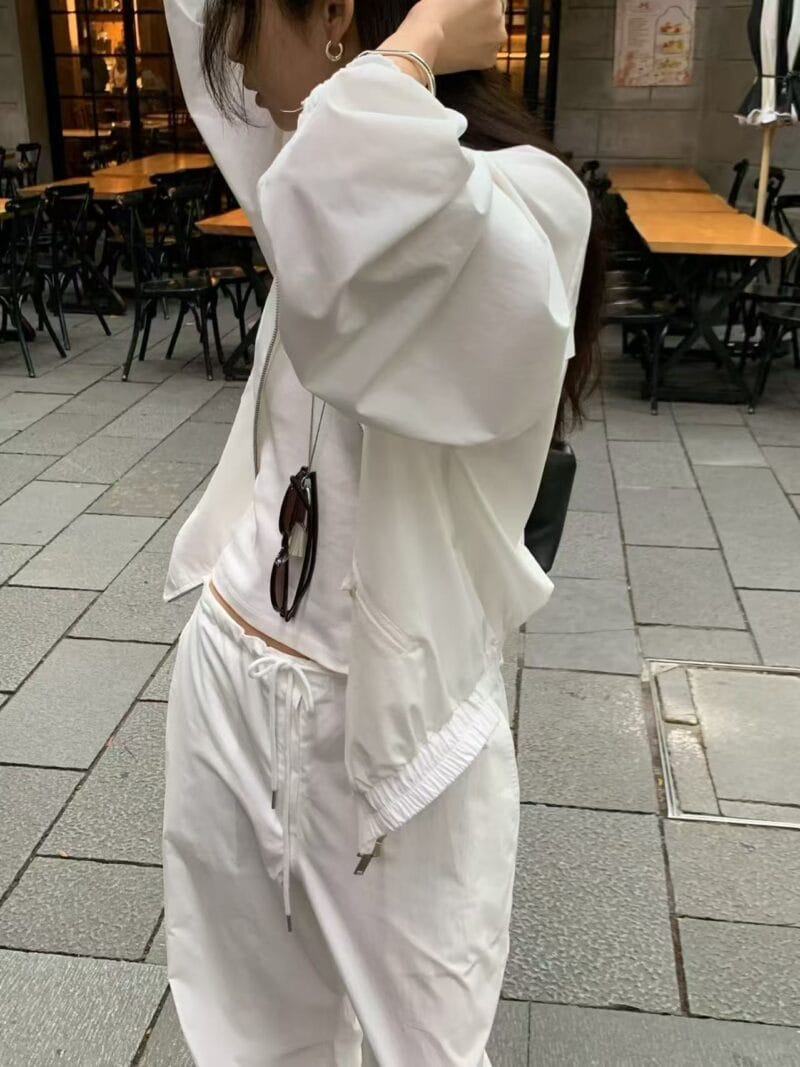 极简风薄款纯白色夹克外套 可当防晒