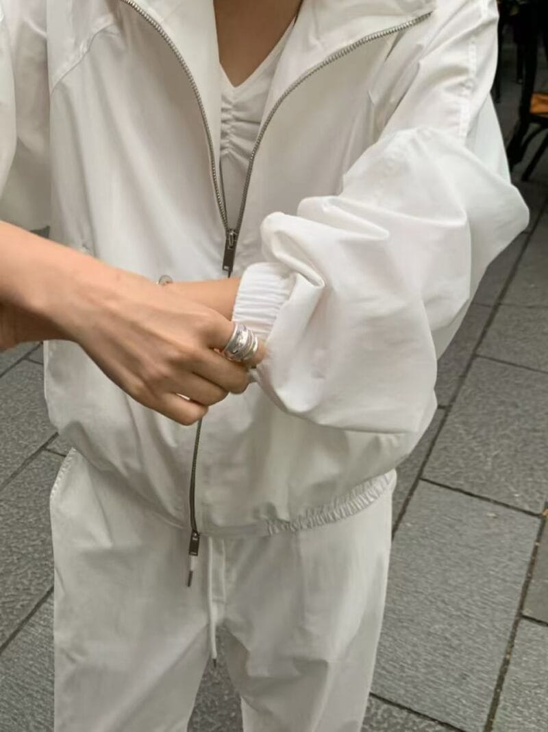 极简风薄款纯白色夹克外套 可当防晒