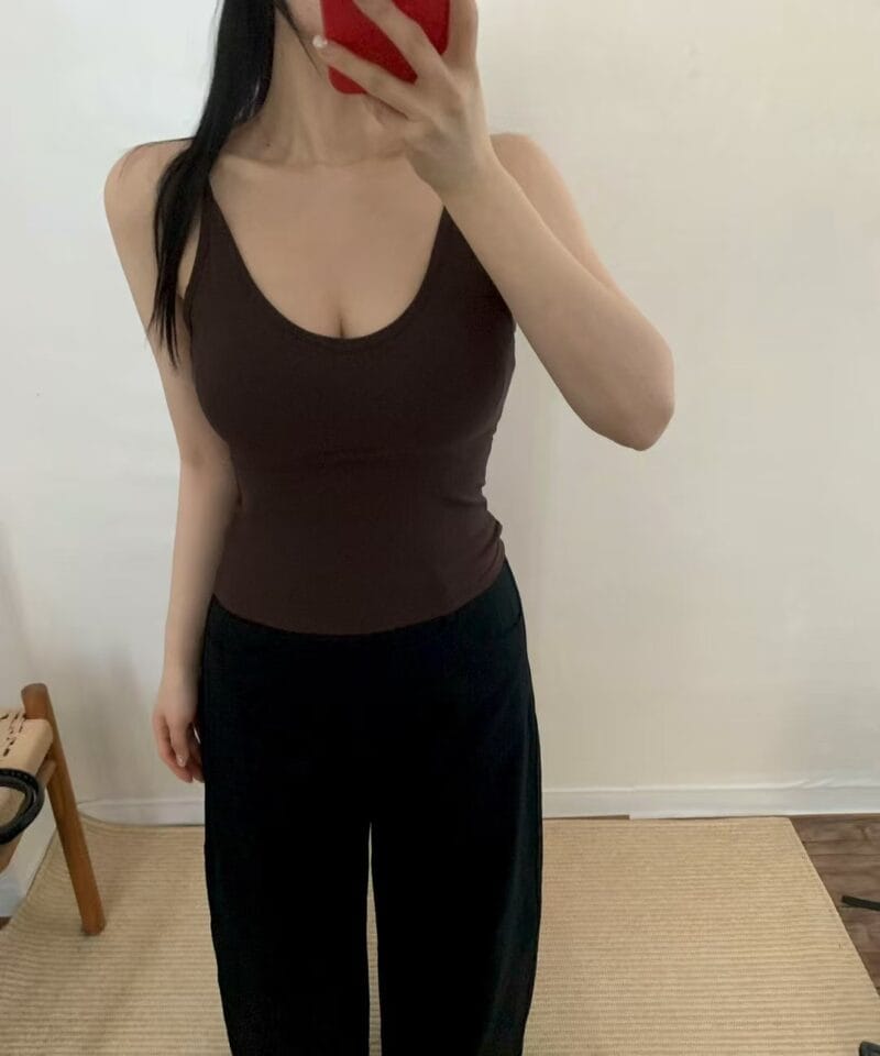 不包邮!显胸大美背背心(含胸垫不跑杯)
