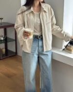 麂皮绒短款米白色夹克外套