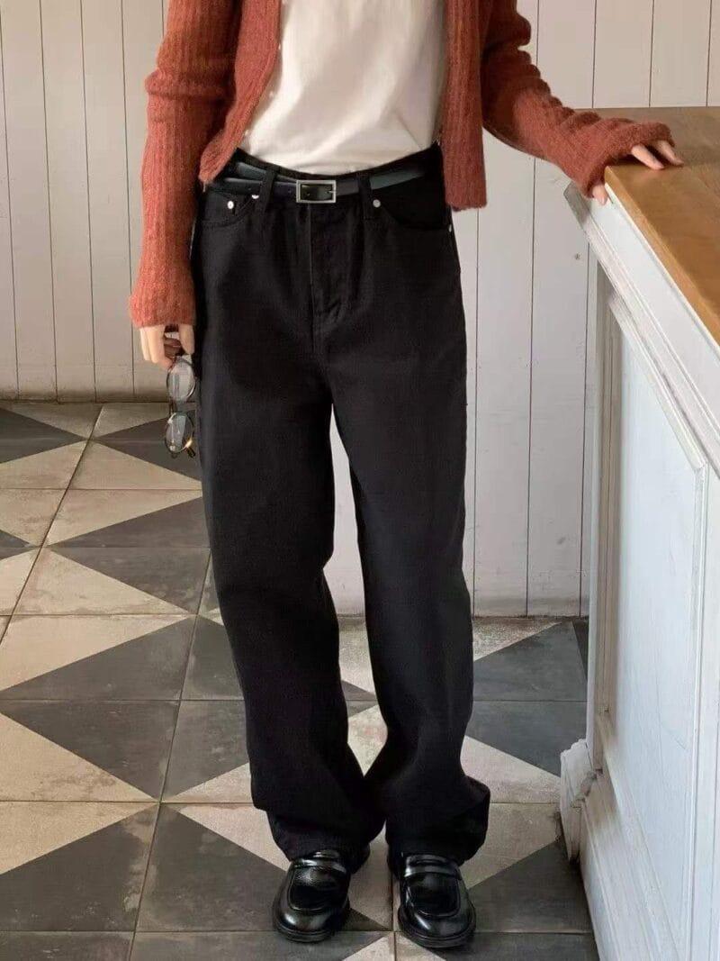 高质量日常百搭款牛仔裤 显得人特别笔直